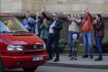 Чехия вышлет еще около 70 сотрудников посольства России в Праге