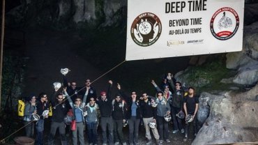 Эксперимент: 15 добровольцев 40 дней жили в пещере в полной изоляции