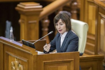 Президент Молдовы распустила парламент