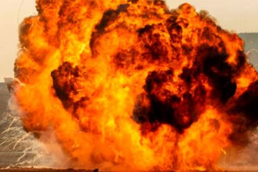 Появилось видео гигантского взрыва на “Азовстали”