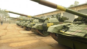 Польша передала Украине 200 танков Т-72