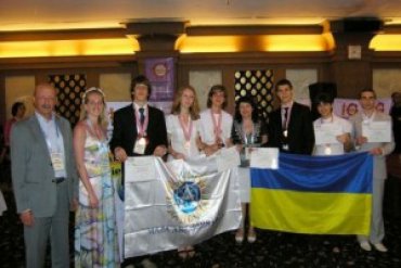 Юные ученые из Запорожья получили медали на международном конкурсе