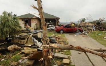 90 человек стали жертвами торнадо в Оклахоме