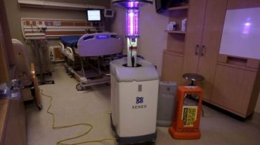 Робот Frost способен убивать сверхустойчивые вирусы ультрафиолетом