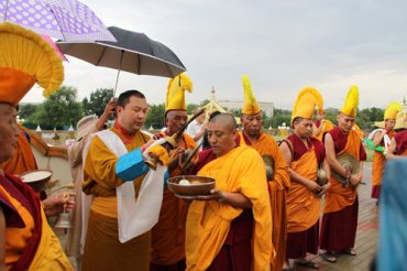Сегодня в Калмыкии выходной – празднуют День рождения Будды