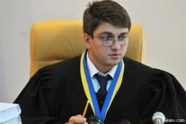 Киреев пишет диссертацию о злоупотреблении правом на защиту