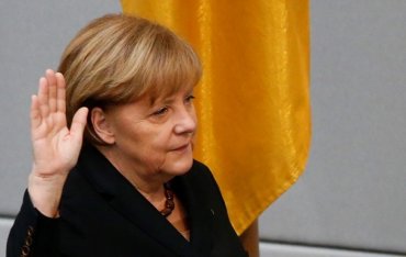Меркель четвертый раз подряд признали самой влиятельной женщиной мира