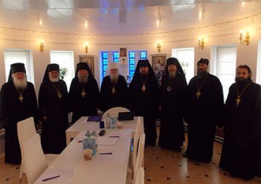 Синод РПЦЗ(А) признал крещение патриарха Кирилла неправильным