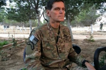 Американский генерал прибыл с секретной миссией в Сирию