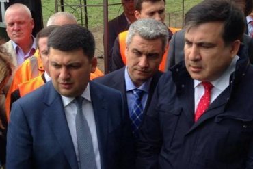 Саакашвили в интервью Guardian раскритиковал Порошенко и Гройсмана