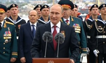 Путину за особое мужество присвоено звание почетного жителя Севастополя