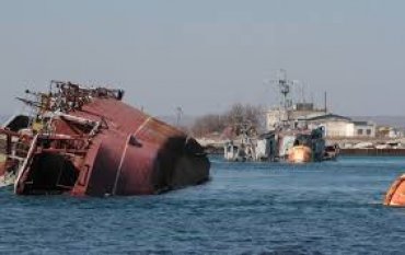 Почему тонут военные корабли России
