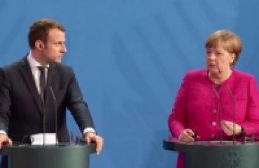 Меркельи Макрон договорились реформировать Евросоюз
