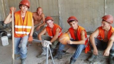 Назвали зарплаты украинских строителей в Израиле