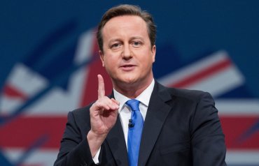 Экс-премьер Великобритании Кэмерон купил в магазине носки без очереди