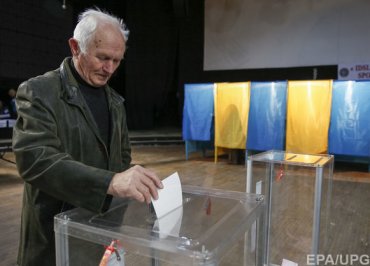 Полиция открыла 19 дел из-за нарушений на местных выборах в Украине