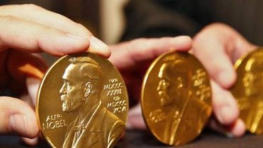 Вручение Нобелевской премии по литературе отменили из-за секс-скандала