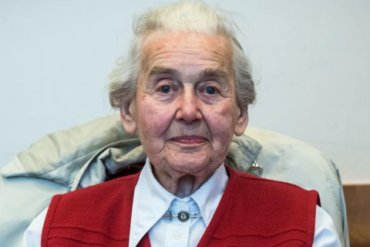 89-летнюю немку отправили в тюрьму за отрицание Холокоста