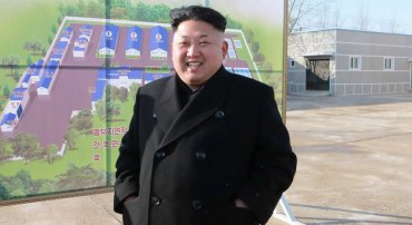 Ким Чен Ын разбирает ядерный полигон