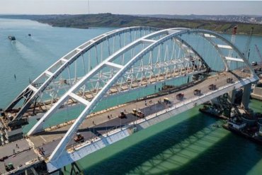 ЕС осудил открытие моста в Крым