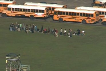 В техасской школе ученик застрелил 10 человек