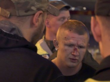 В Киеве группа неизвестных напала на болельщиков «Ливерпуля» в ресторане