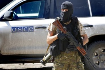На Донбассе боевики обстреляли наблюдателей ОБСЕ
