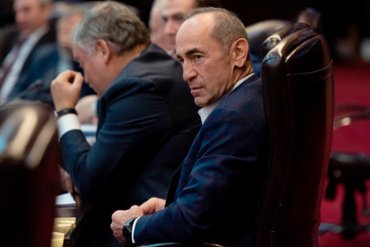 Экс-президента Армении обвинили в получении взятки