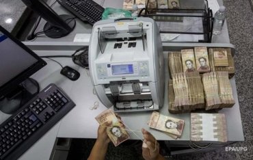Бразилия перестала печатать для Венесуэлы деньги