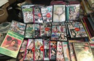 Житель Черкасской области продавал порноснимки своей дочери