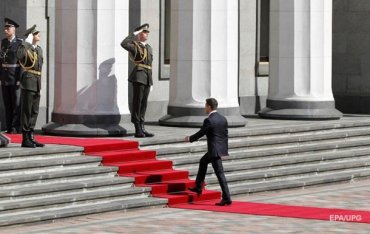 Зеленский: Киев готов к диалогу с РФ