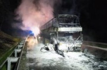 В Польше сгорел пассажирский автобус из Украины