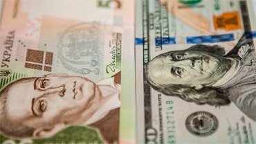 Финансисты назвали 5 причин, которые провоцируют подорожание доллара в Украине