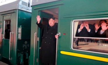 Ким Чем Ын катается на «поезде удовольствий» с проводницами-девственницами, – The Sun