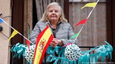 Жителям Испании разрешили выходить из дома после семи недель карантина