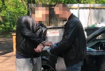 В Киеве задержан мужчина, торговавший на улице кокаином