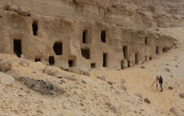 В Египте обнаружено 300 гробниц времен Древнего царства