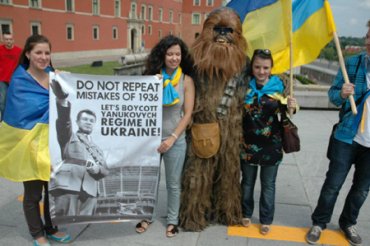 Украинцы Польши призывают к бойкоту режима Януковича