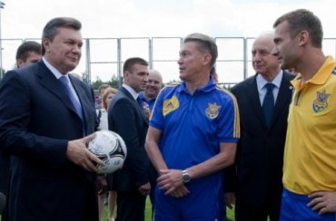 Янукович приедет на «Донбасс Арену» и будет общаться с болельщиками
