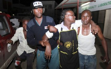 Неизвестный кинул в кенийский бар гранату
