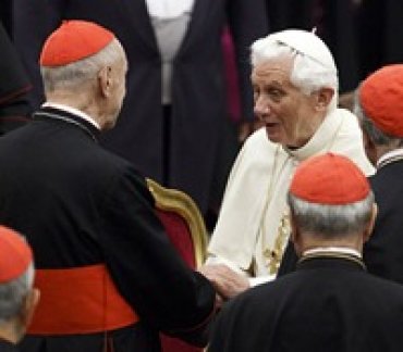 Ватикан определился с составом комиссии, которая займется расследованием скандала «Vatileaks»