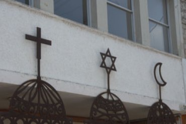 В Берлине начали строительство храма для христиан, мусульман и евреев