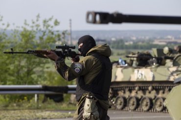 Под Луганском идет ожесточенный бой – сотни убитых