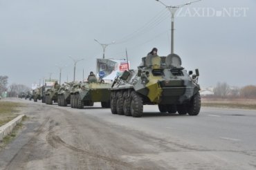 Из Ростова к Украине движется большая колона военной техники