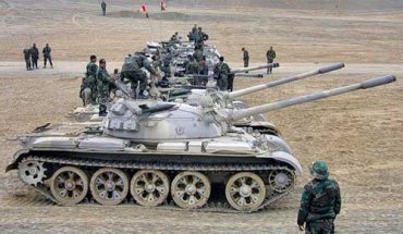 Через границу в Украину прошли новые танки и техника для террористов