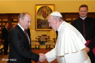 США призвали Ватикан усилить критику России