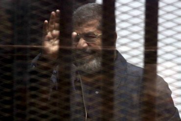 В Египте суд еще раз приговорил экс-президента Мурси к смертной казни