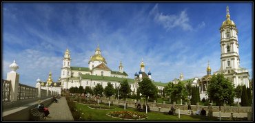 После посещения Почаевской лавры паломники решили перейти в Киевский Патриархат
