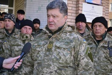 Порошенко подписал закон, разрешающий ввод в Украину миротворцев