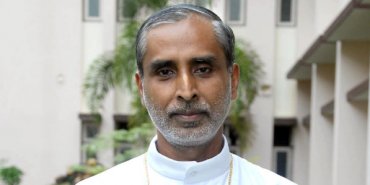 Католический епископ в Индии жертвует свою почку для бедняка-индуиста